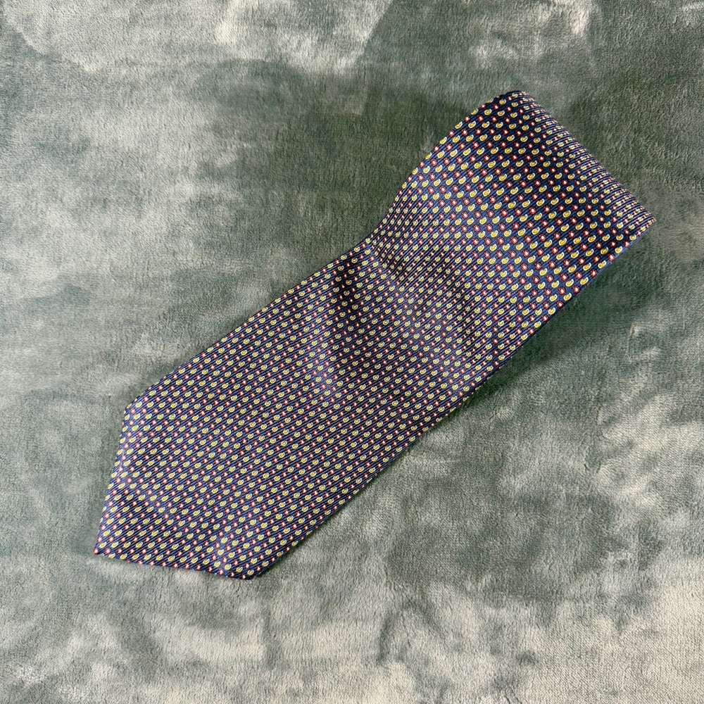 Lauren Ralph Lauren Tie Hand Finished Made in USA 100% Silk Navy Red Patterned